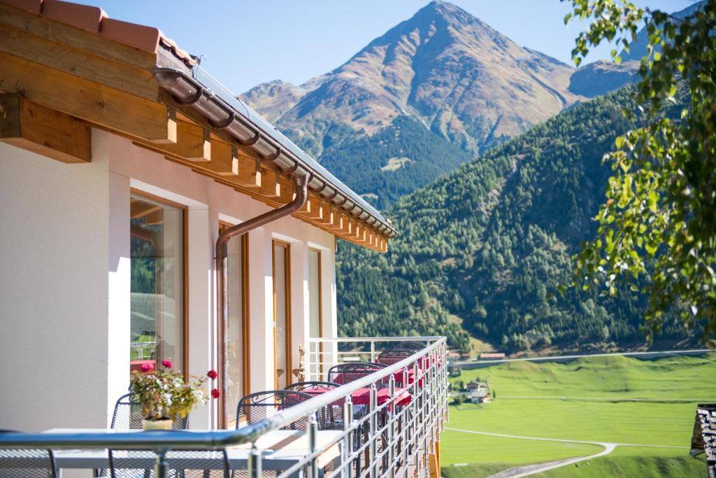 Hotel Cuntera Curaglia Екстер'єр фото