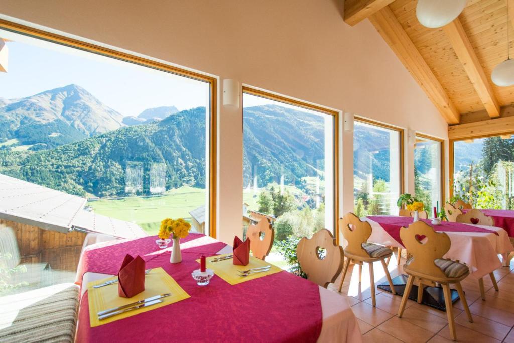 Hotel Cuntera Curaglia Екстер'єр фото