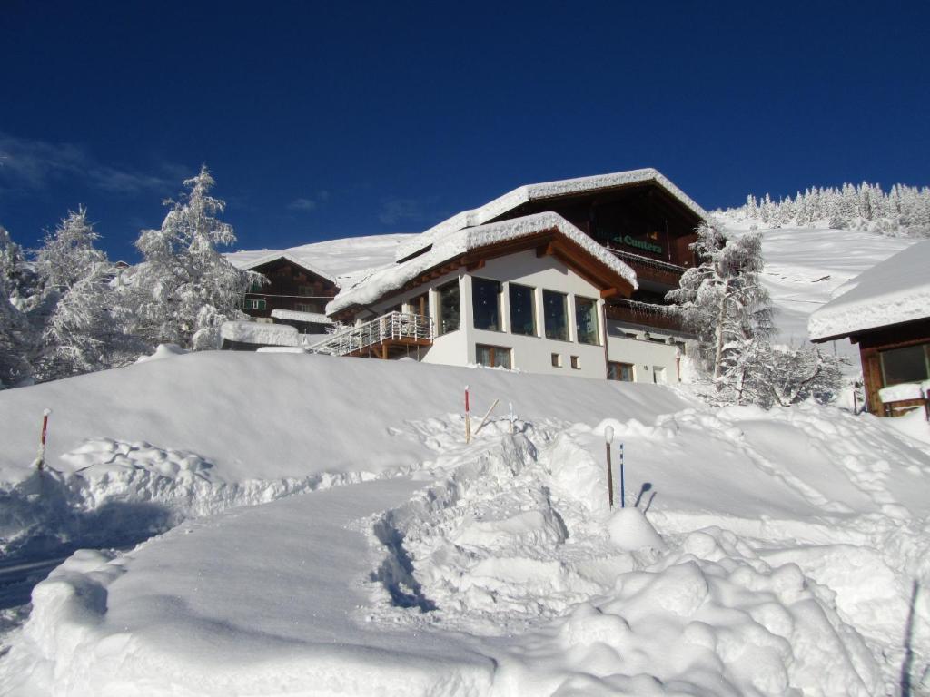 Hotel Cuntera Curaglia Екстер'єр фото