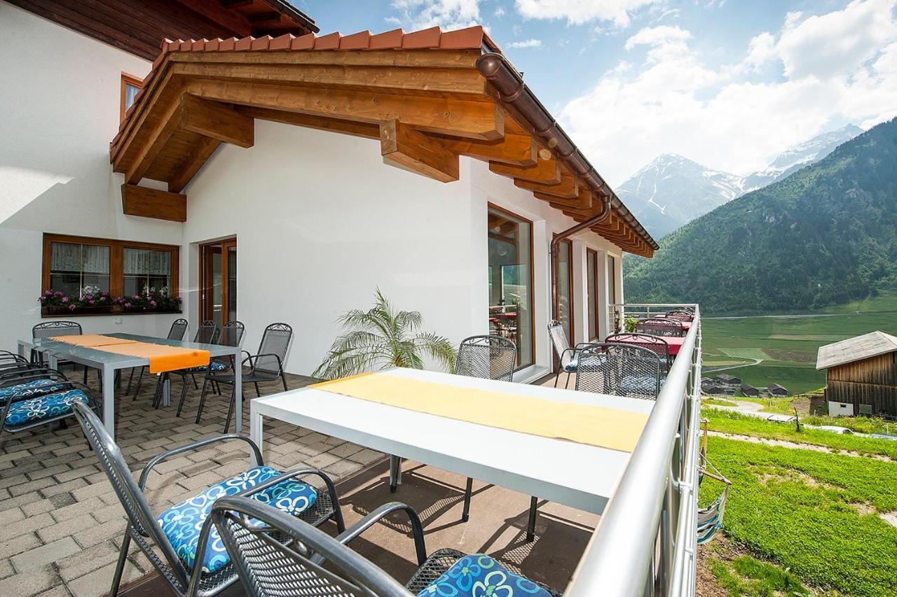 Hotel Cuntera Curaglia Екстер'єр фото