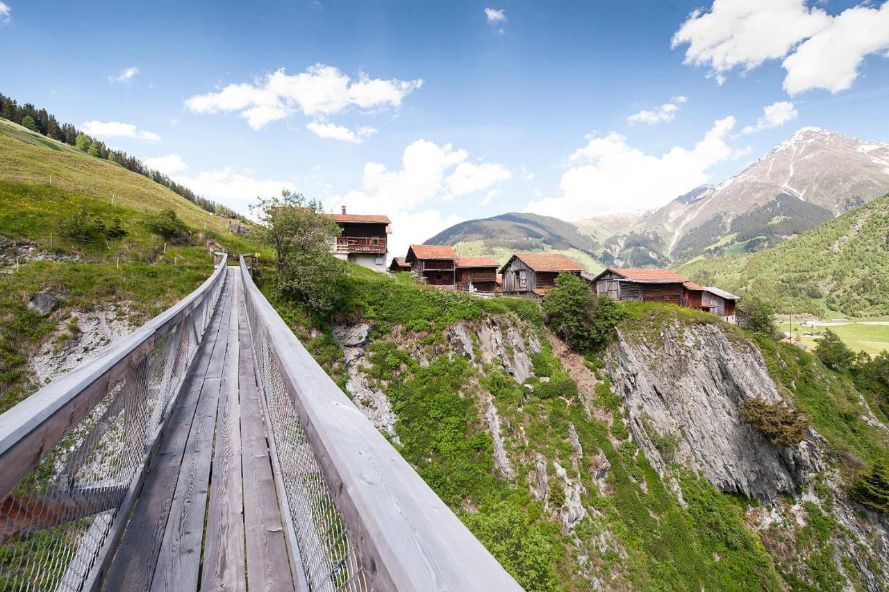 Hotel Cuntera Curaglia Екстер'єр фото